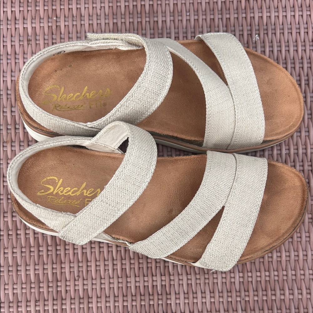 Skechers Lifted Comfort Dreamy Eyes Wedge Sandal 6